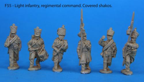 F55 – Light infantry regimental command, covered shakos.